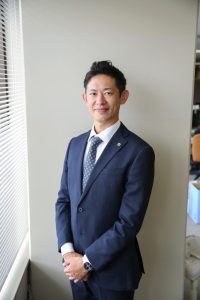 HR BrEdge社会保険労務士法人(旧称:社会保険社労士法人渡辺事務所) 社員 社会保険労務士 牧村和磨